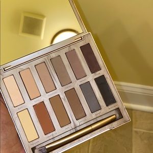 Naked Ultimate Basics Eyeshadow Palette 😊